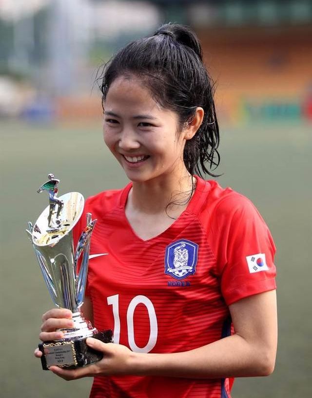 韩国女主播在线 幕后